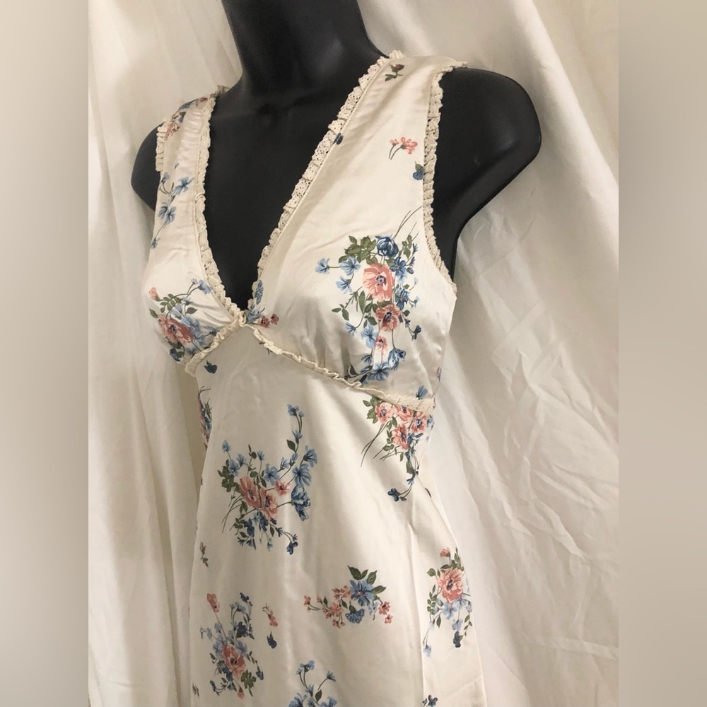 Jessica Simpson cream ditsy floral satin effect maxi dress size medium brand new - Picture 7 of 16